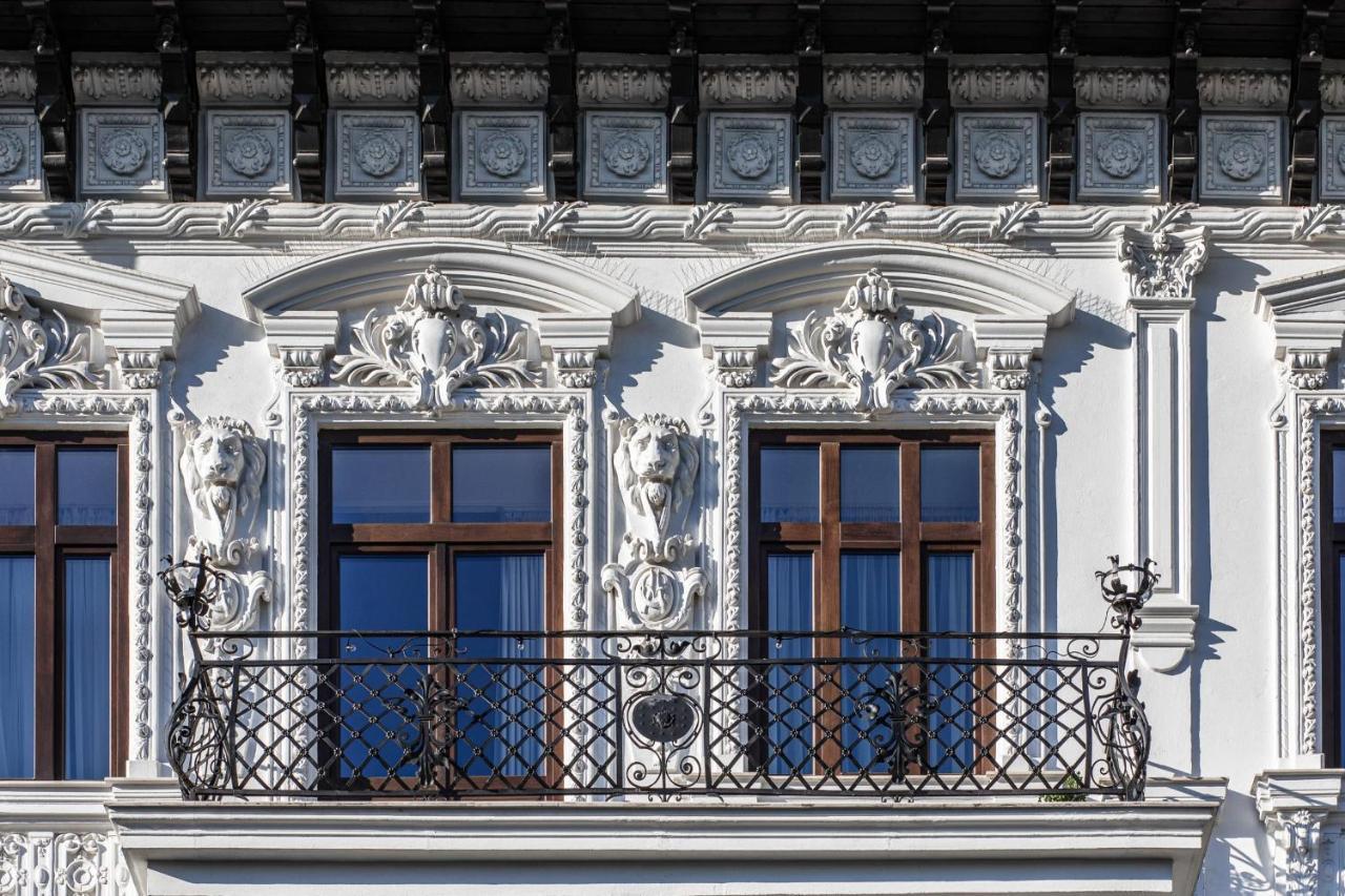 Holt Old Town Luxury Suites Bukareszt Zewnętrze zdjęcie