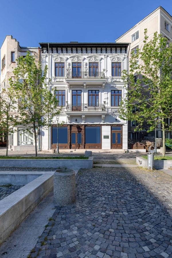 Holt Old Town Luxury Suites Bukareszt Zewnętrze zdjęcie