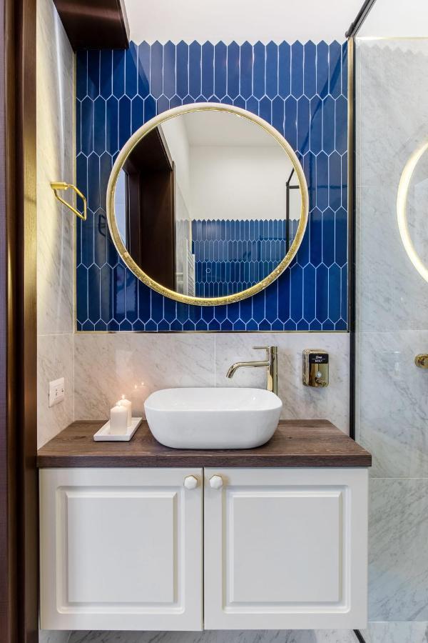 Holt Old Town Luxury Suites Bukareszt Zewnętrze zdjęcie